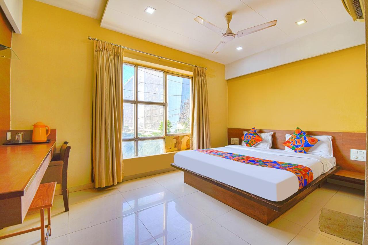 Fabhotel Rb Residency سورات المظهر الخارجي الصورة