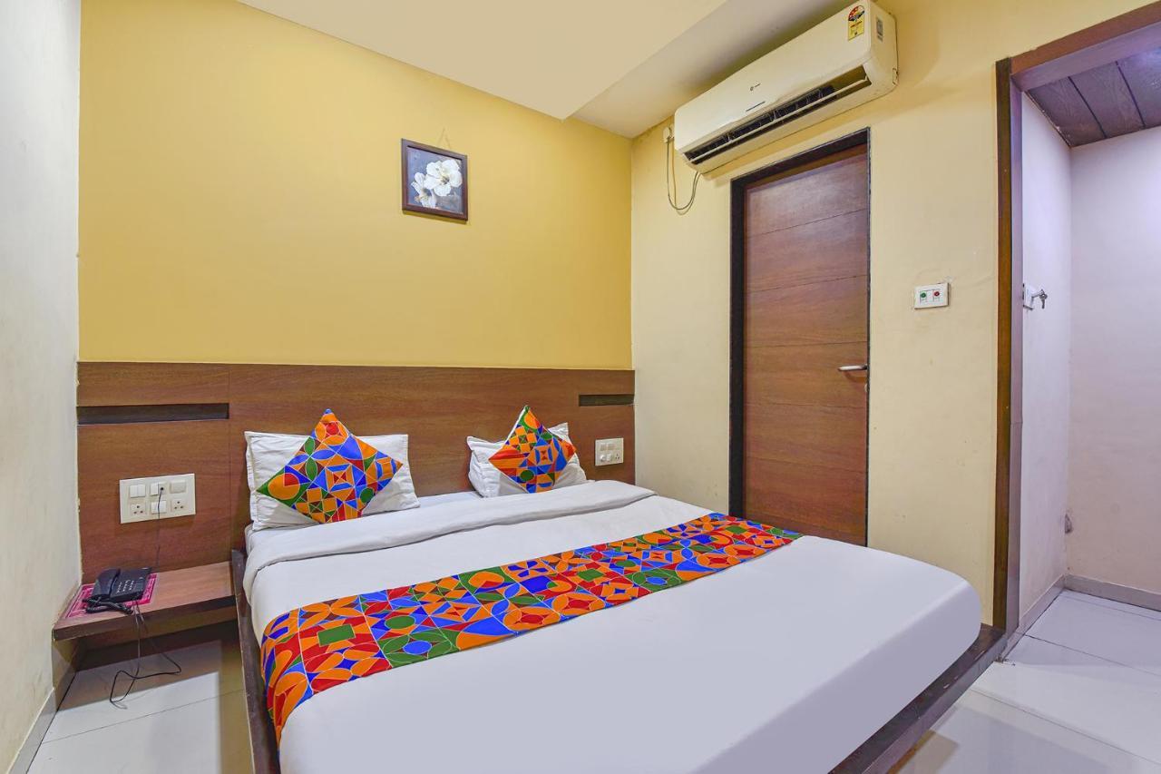 Fabhotel Rb Residency سورات المظهر الخارجي الصورة