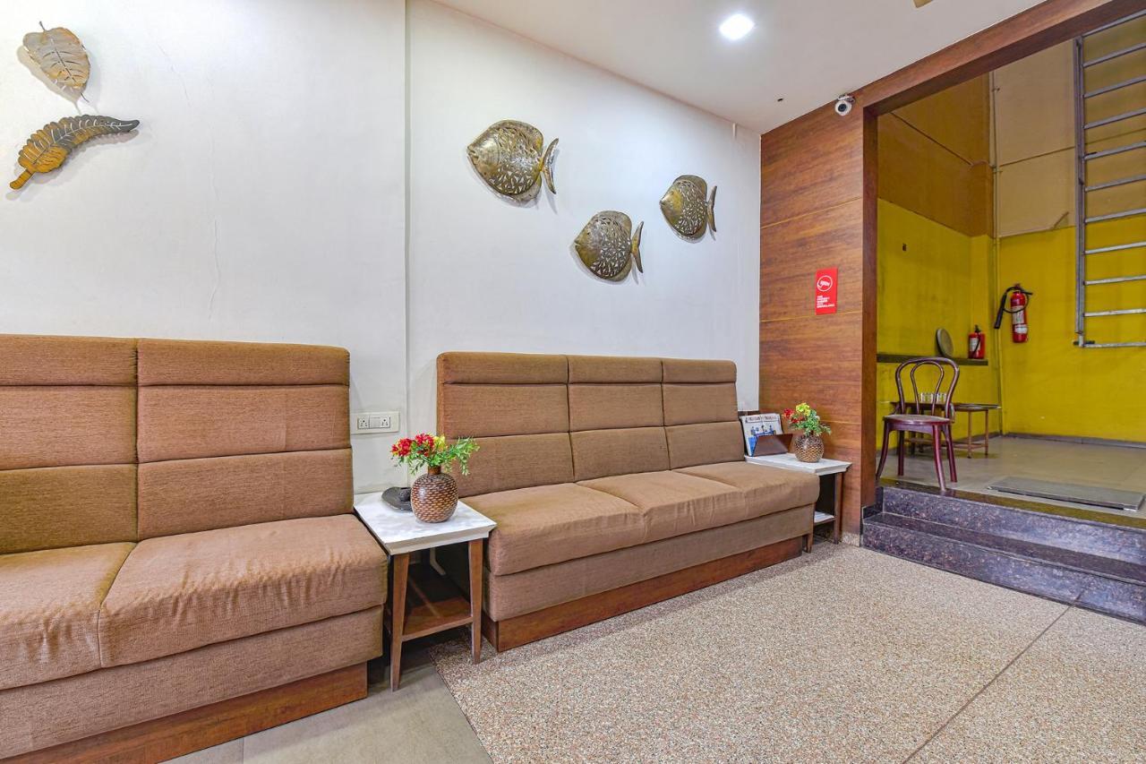 Fabhotel Rb Residency سورات المظهر الخارجي الصورة
